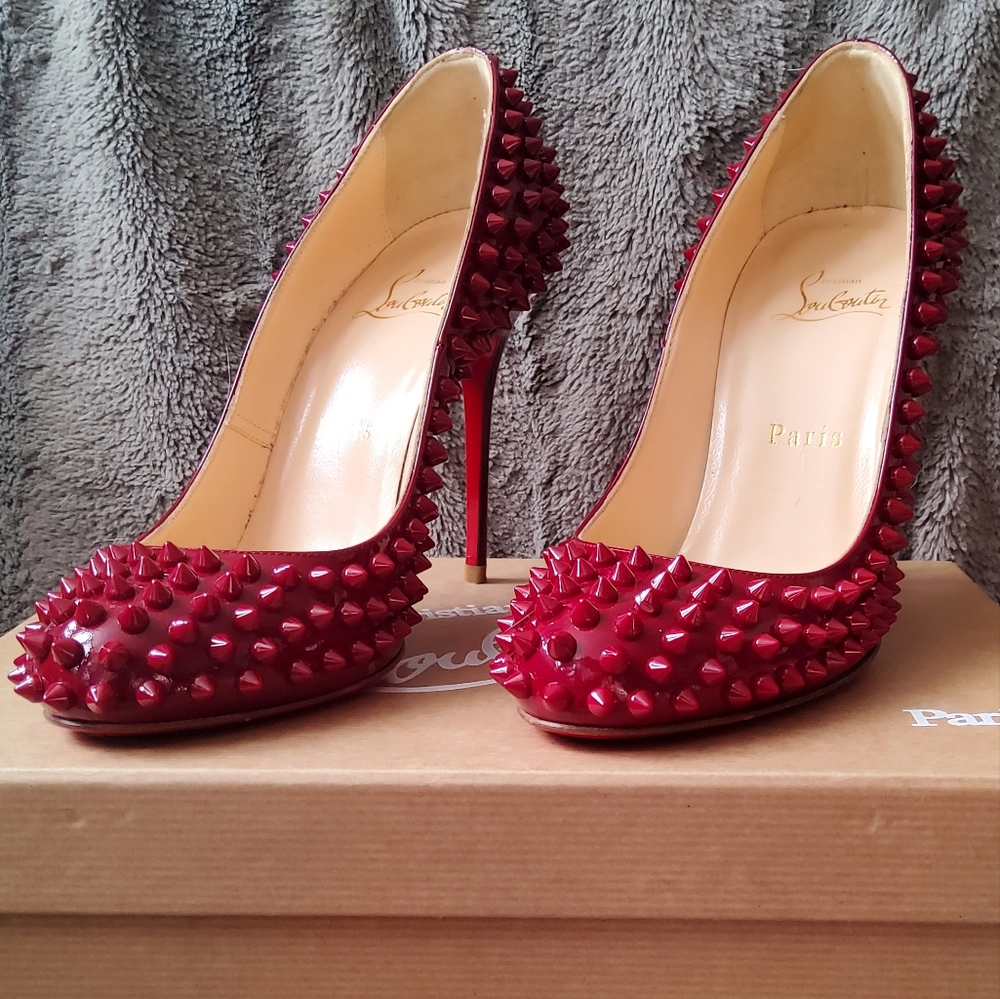 NEW gorgeous Christian Louboutin Fifi Spikes in Rouge size 37 - Picture 3 of 9